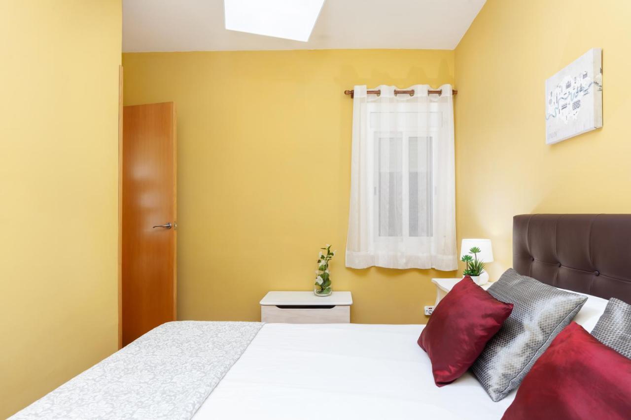 Апартаменты Click&Flat Fira Gran Via Оспиталет-де-Льобрегат Экстерьер фото
