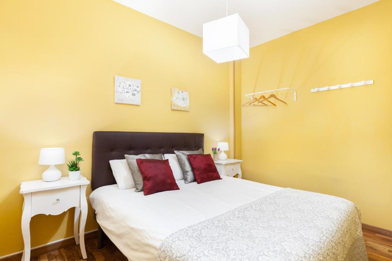 Апартаменты Click&Flat Fira Gran Via Оспиталет-де-Льобрегат Экстерьер фото