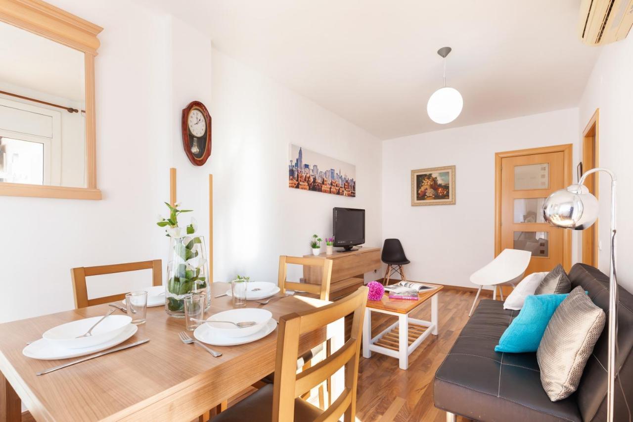 Апартаменты Click&Flat Fira Gran Via Оспиталет-де-Льобрегат Экстерьер фото